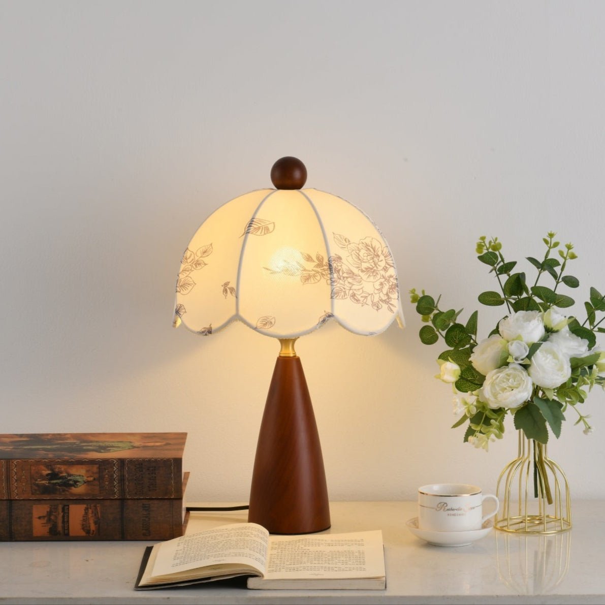 Ruby Vintage Table Lamp - Neutral Decor