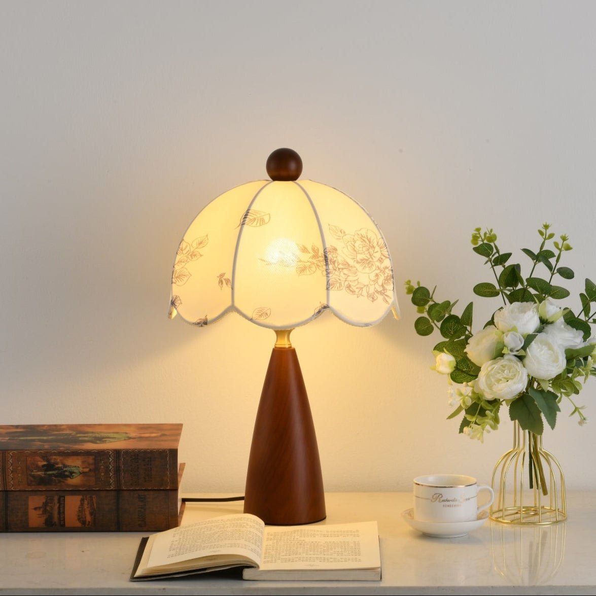Ruby Vintage Table Lamp - Neutral Decor