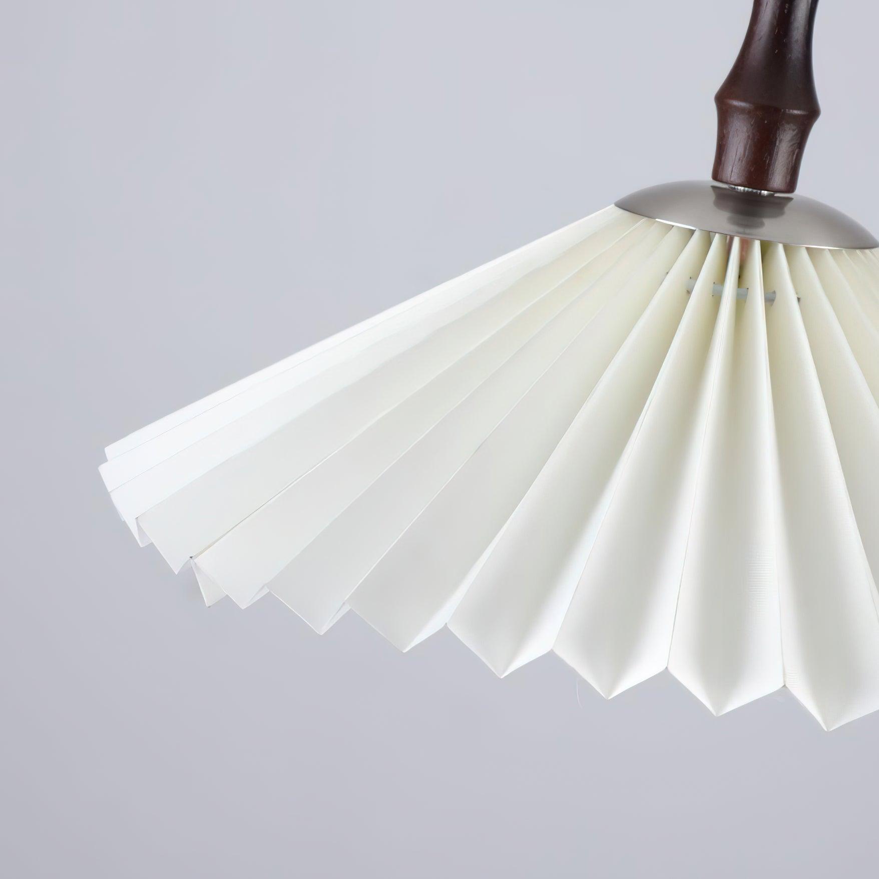 Petal Fashion Wood Pendant Lamp
