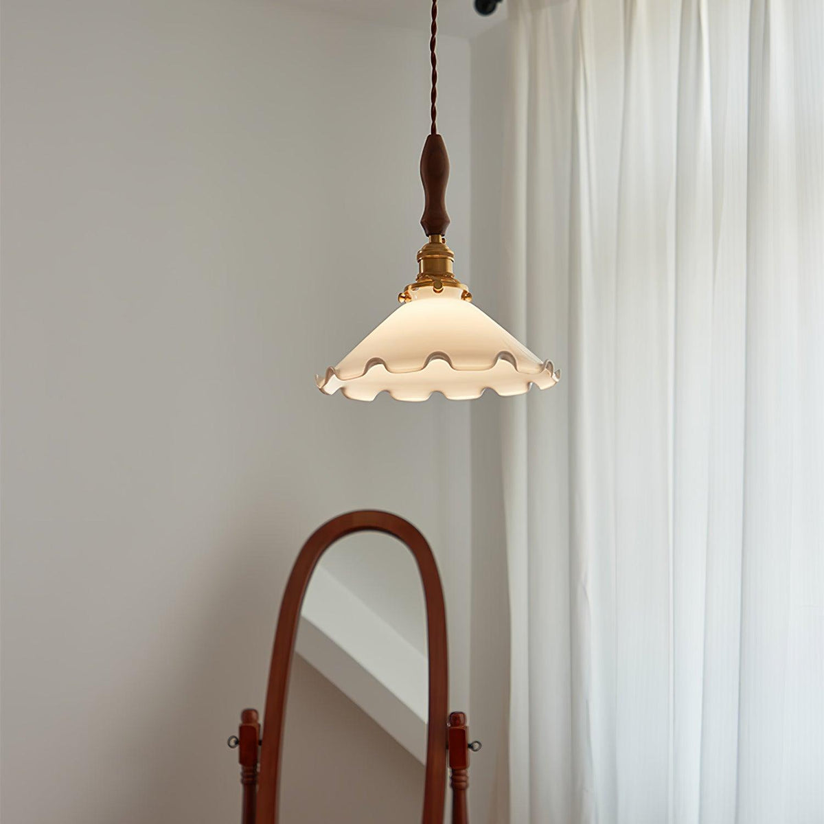 Beaumont Flower Petals Pendant Light