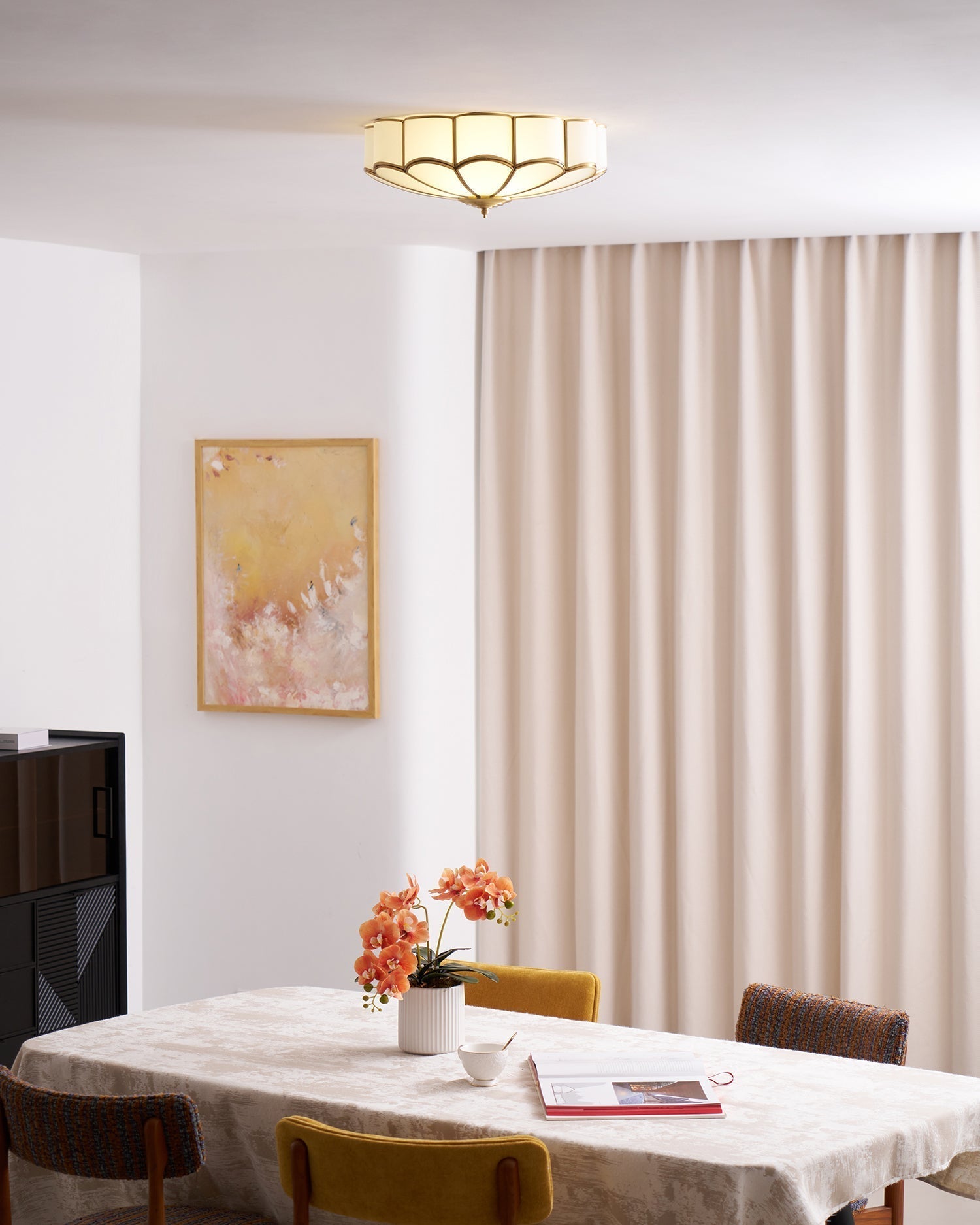 Lustra Ceiling Light Flower Shape Glass Brass - Neutral Decor