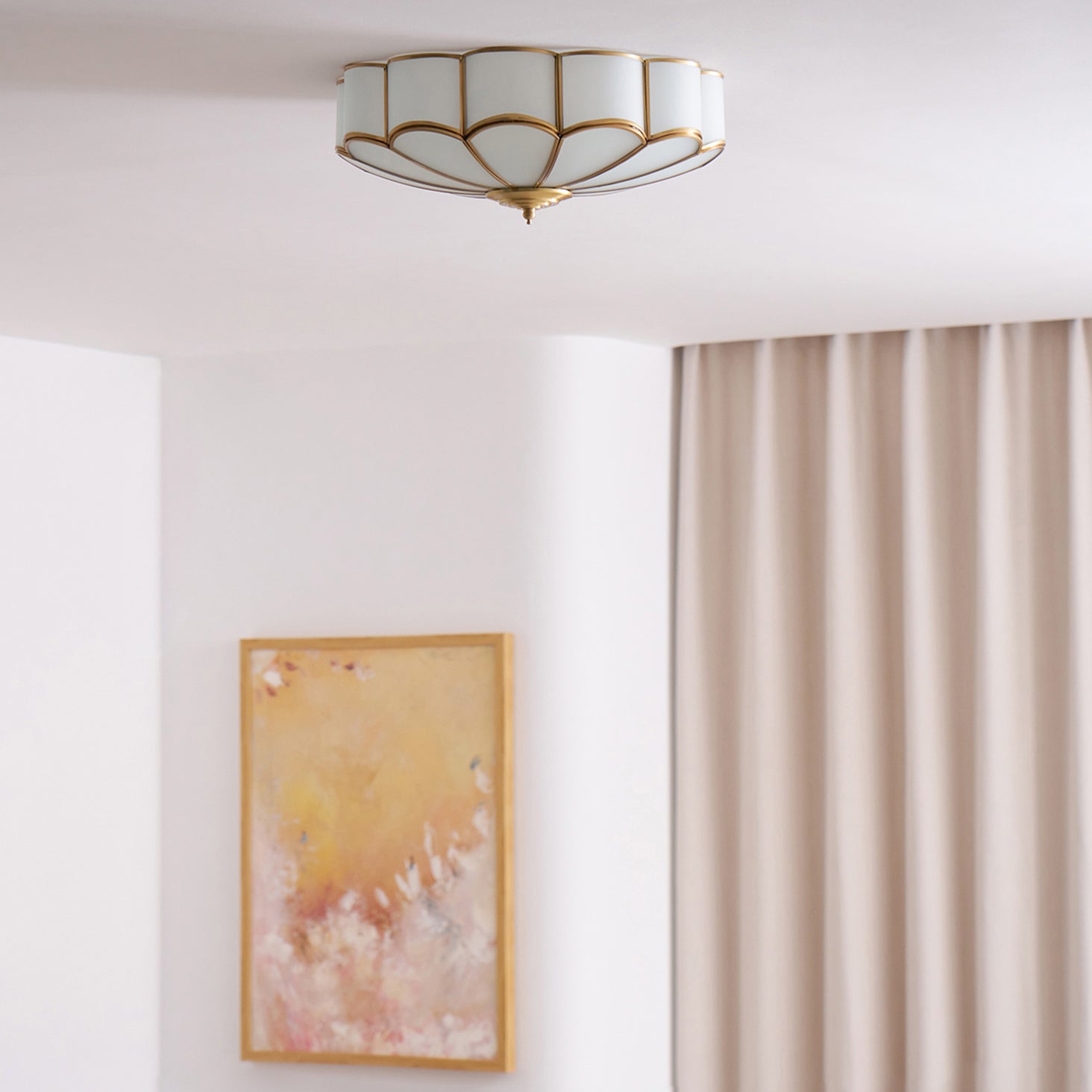 Lustra Ceiling Light Flower Shape Glass Brass - Neutral Decor