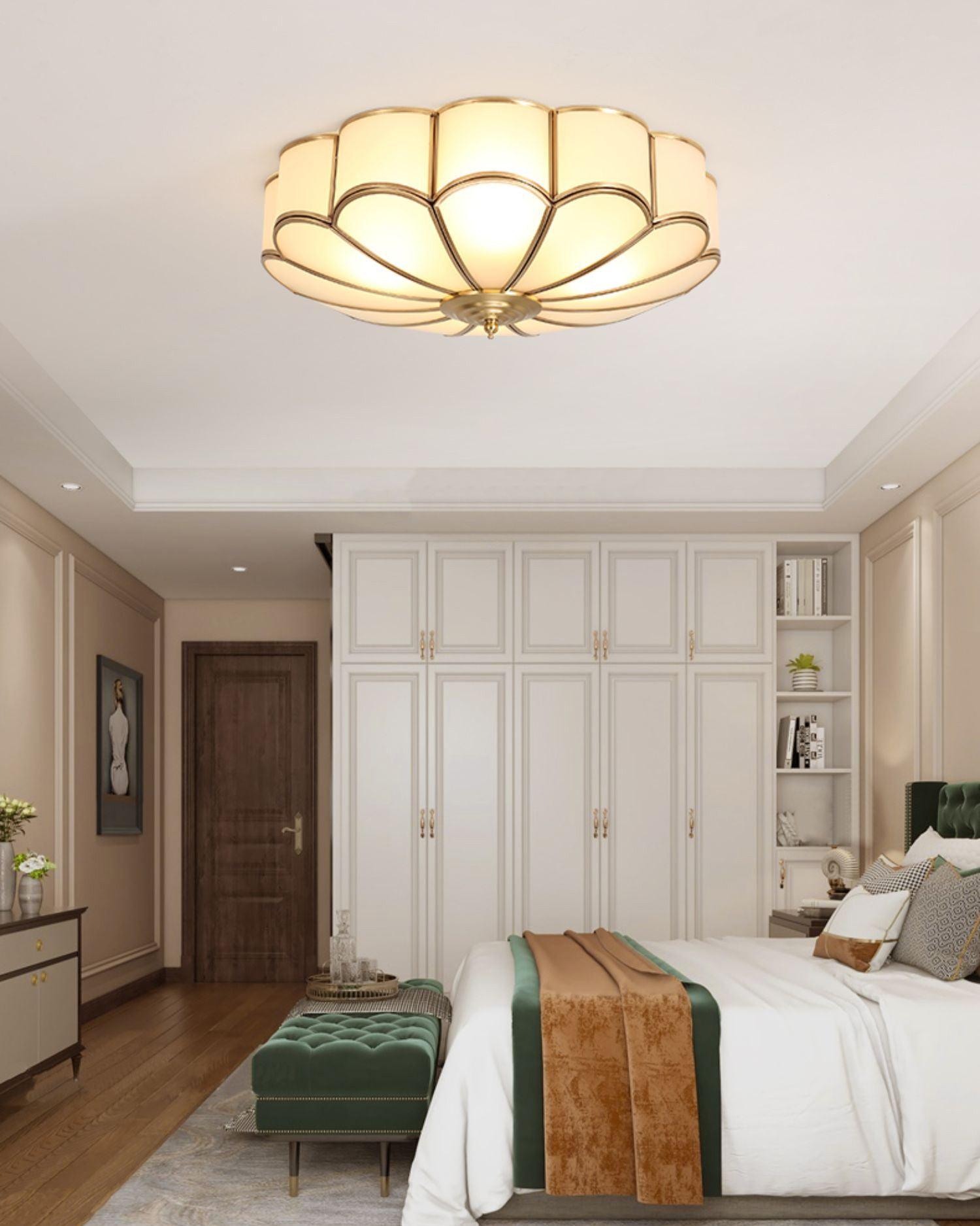 Lustra Ceiling Light Flower Shape Glass Brass - Neutral Decor