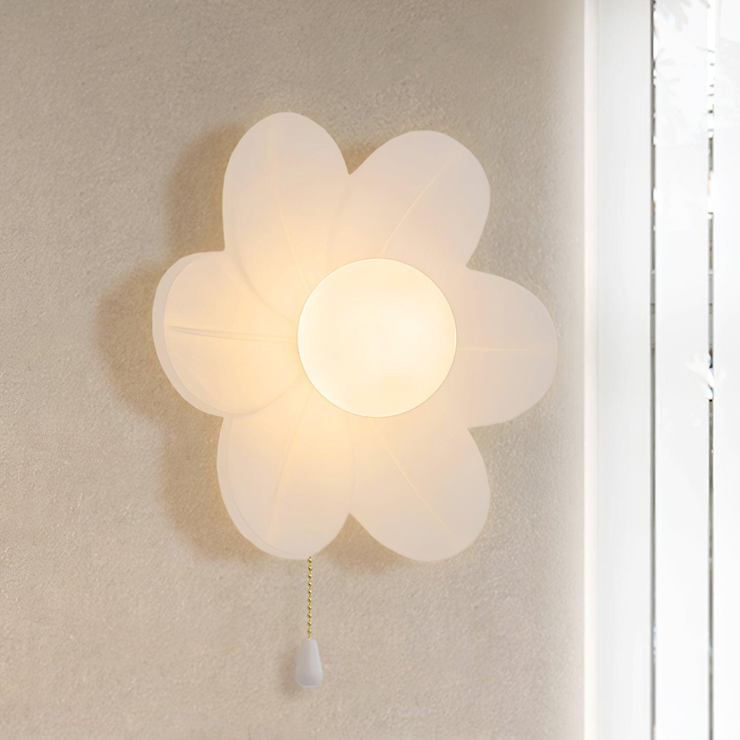 Acroma Nordic Art Flowers Resin Wall Lamp