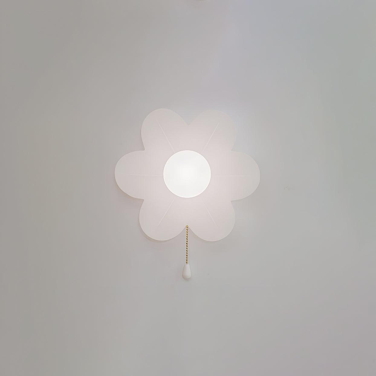 Acroma Nordic Art Flowers Resin Wall Lamp