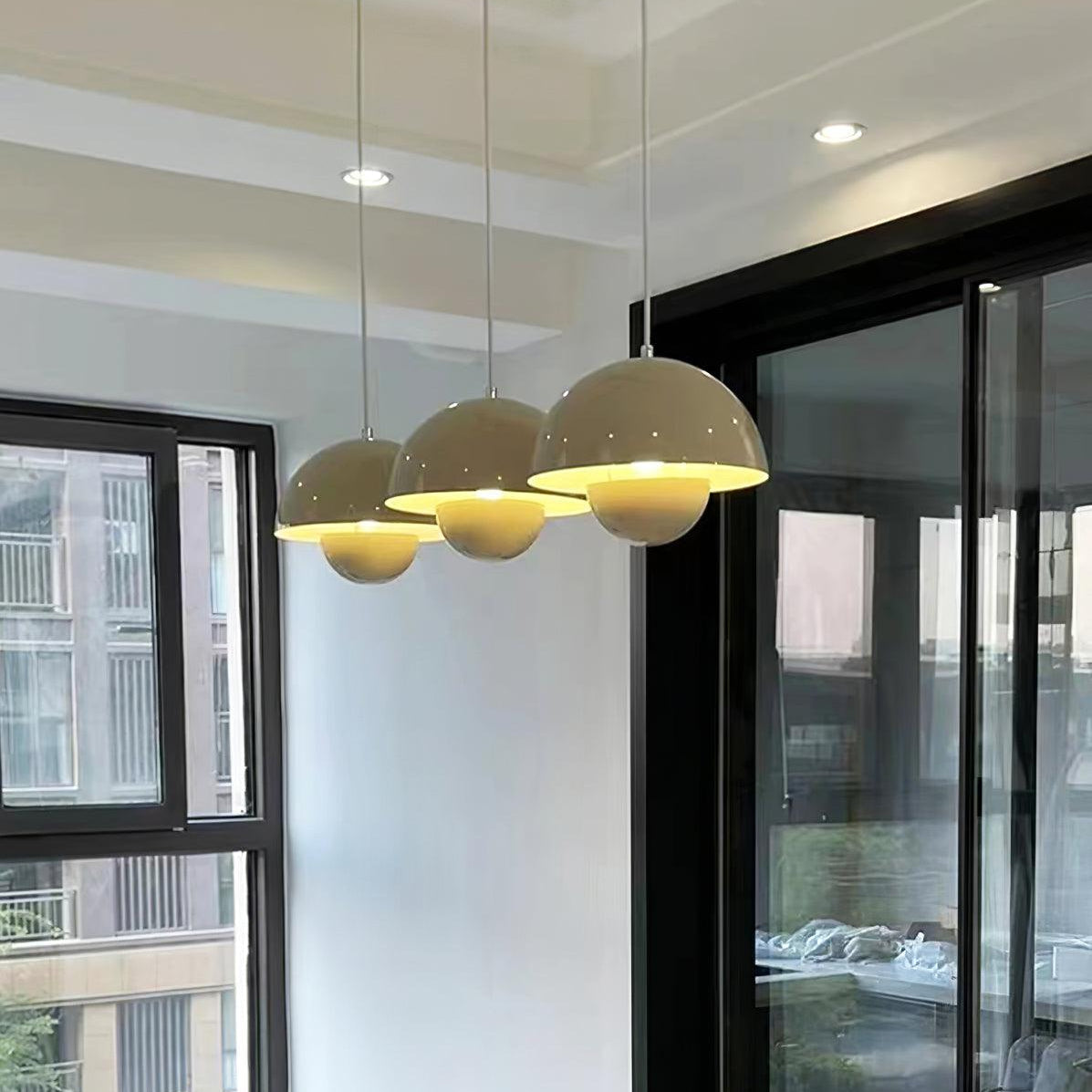 Flowerpot Pendant Lamp - Neutral Decor