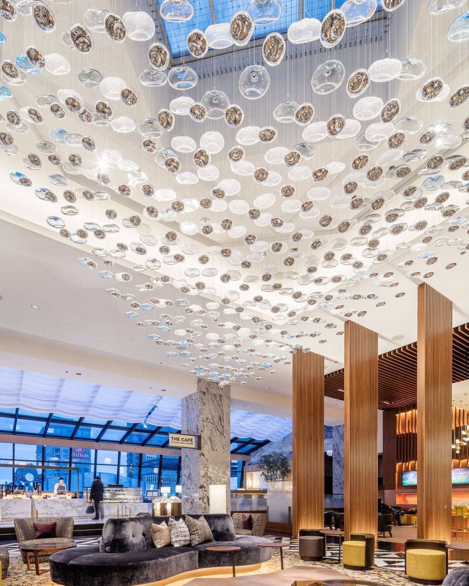Ilvyniel Crystal Wave Chandelier