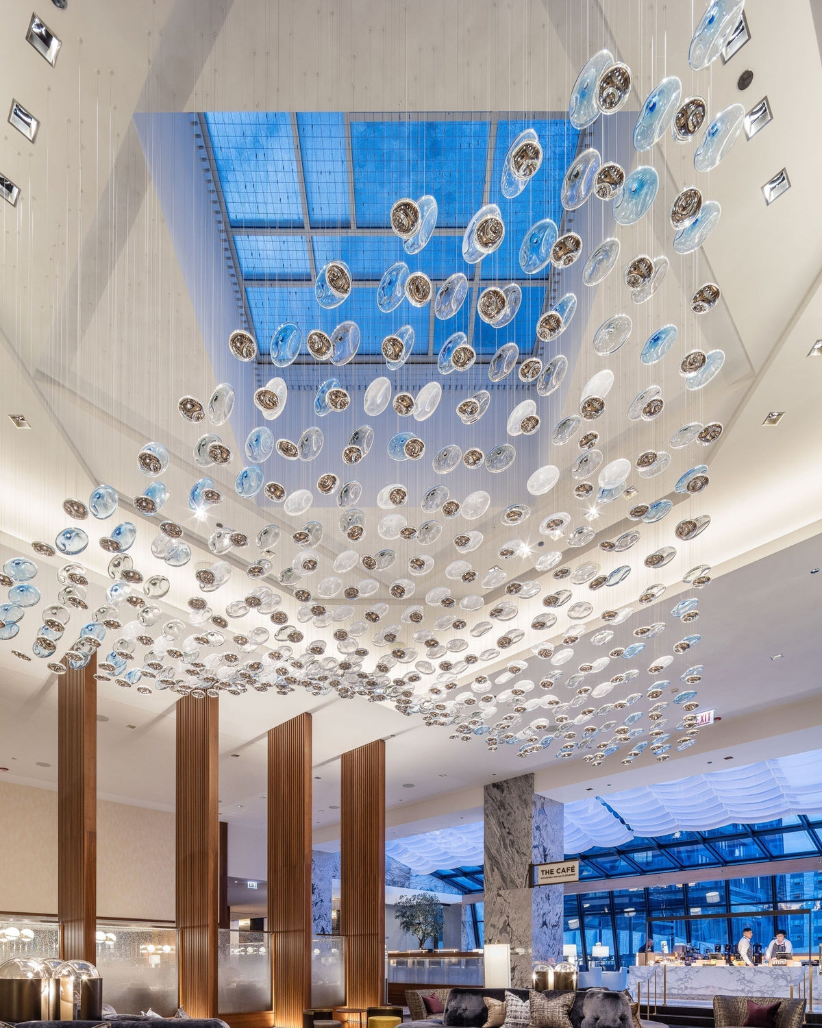 Ilvyniel Crystal Wave Chandelier