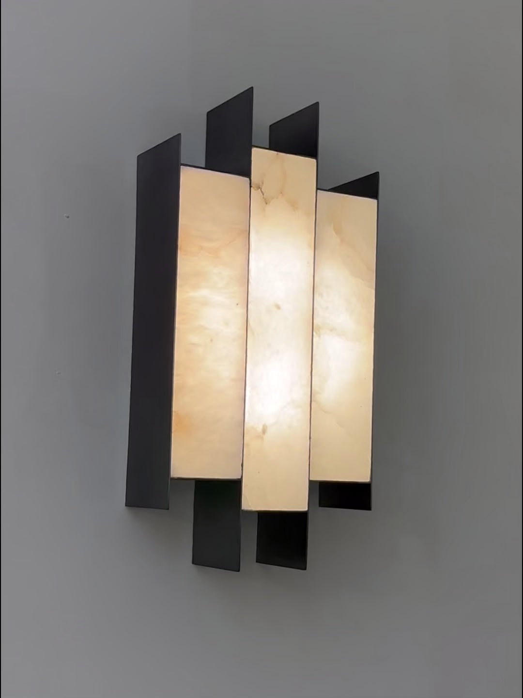 Finto Panel Modern Alabaster Wall Lamp