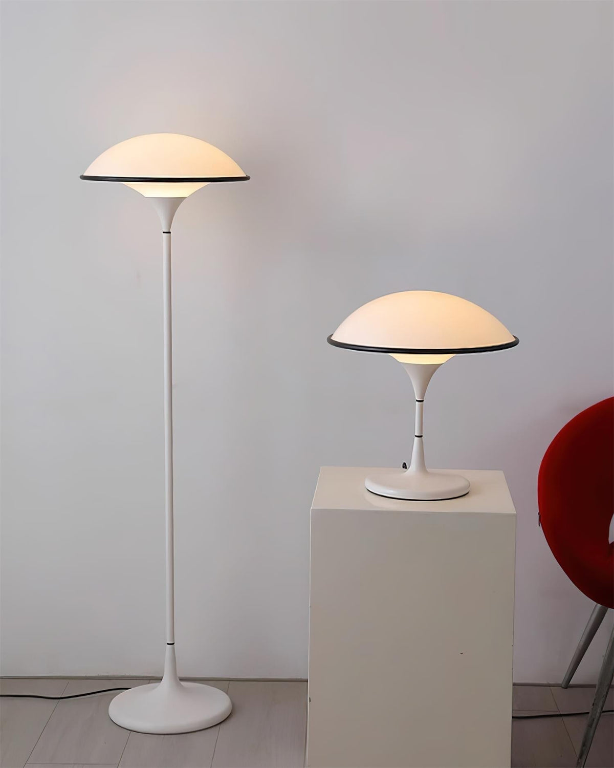 Lucoria Retro Acrylic Floor Lamp