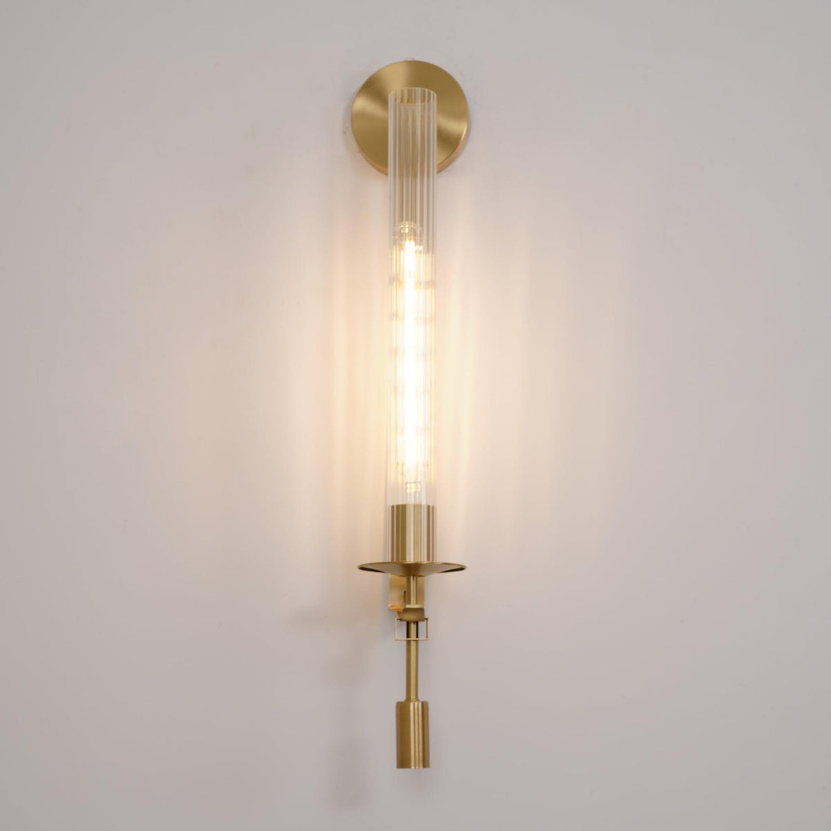 Veloora Wall Lamp Brass Minimalist Ribbed Glass
