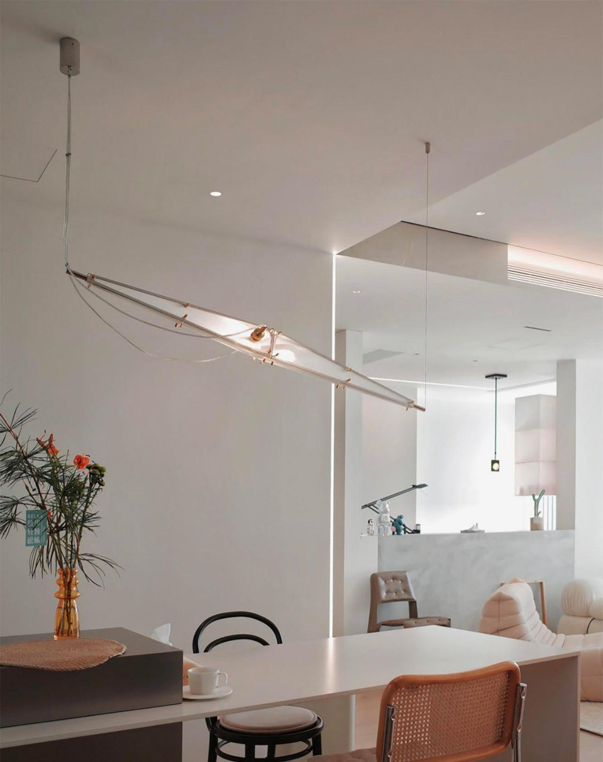 Adan Modern Minimalist Art Pendant Lamp