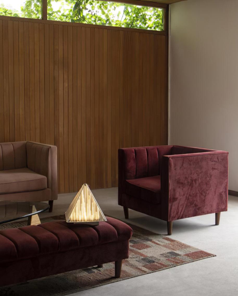 Mymiryre Pyramid Glass Table Lamp