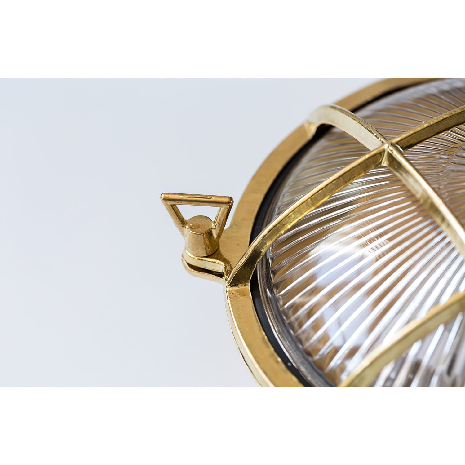 Erthearis Vintage Brass Bunker Sconce Wall Lamp - Neutral Decor