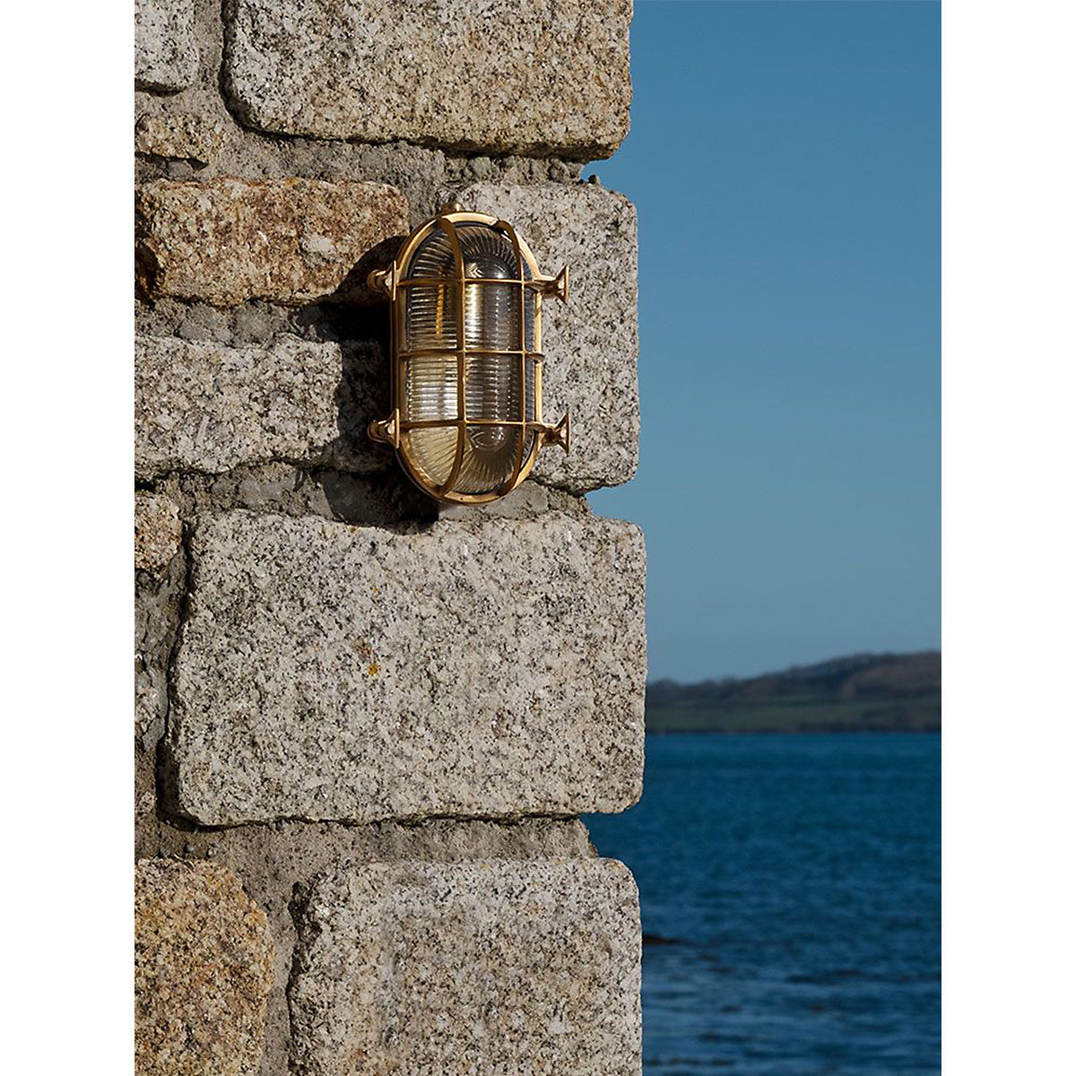 Erthearis Vintage Brass Bunker Sconce Wall Lamp - Neutral Decor