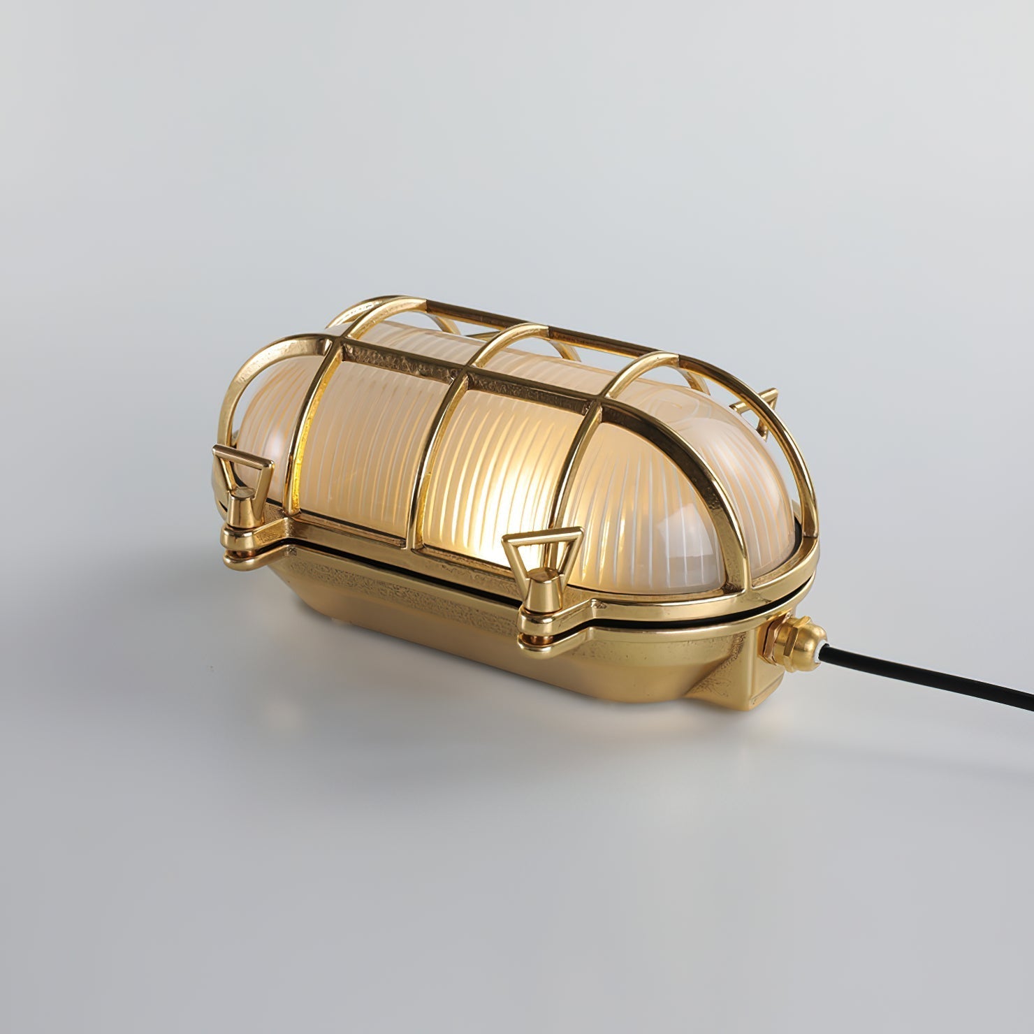 Erthearis Vintage Brass Bunker Sconce Wall Lamp - Neutral Decor
