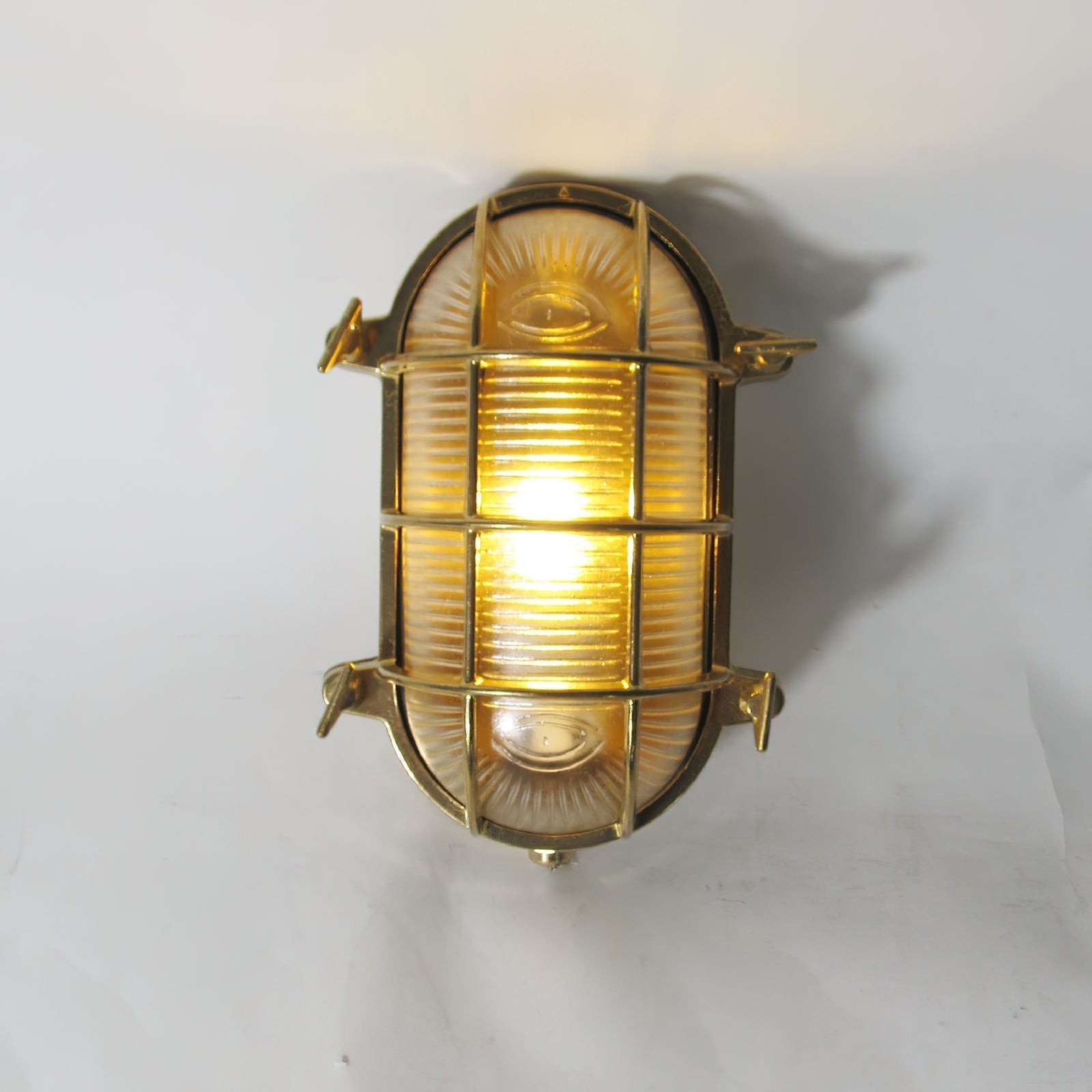 Erthearis Vintage Brass Bunker Sconce Wall Lamp - Neutral Decor