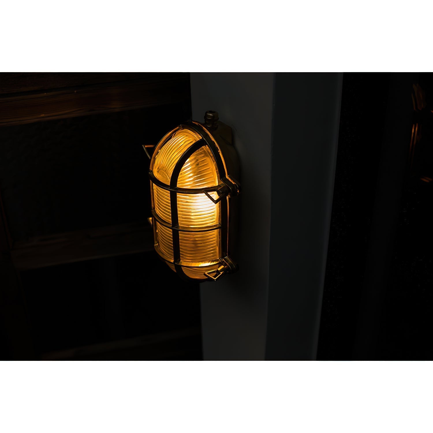 Erthearis Vintage Brass Bunker Sconce Wall Lamp - Neutral Decor