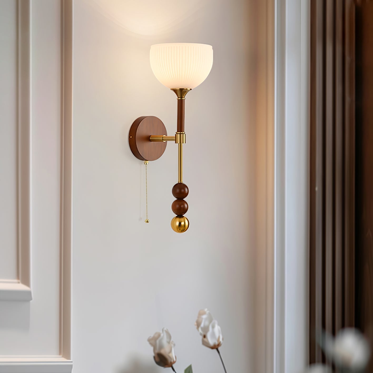 Hilda Roma Elegance Wood Sconce Wall lamp - Neutral Decor