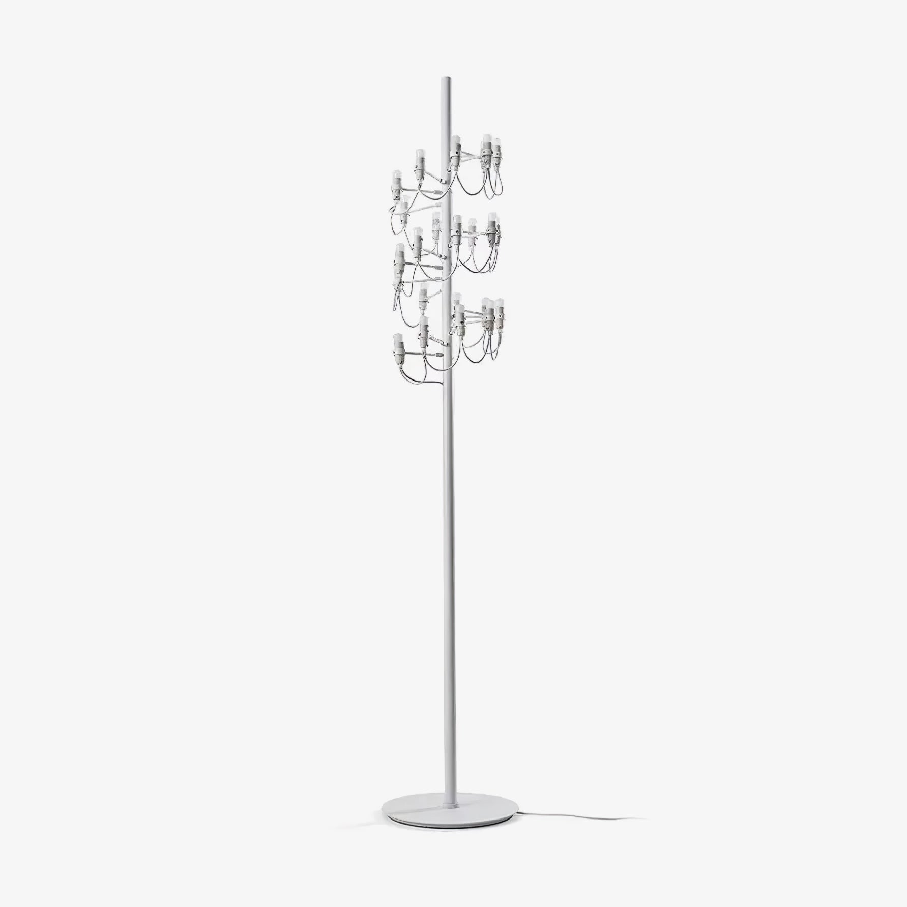Olliryra Sculptural Steel Floor Lamp
