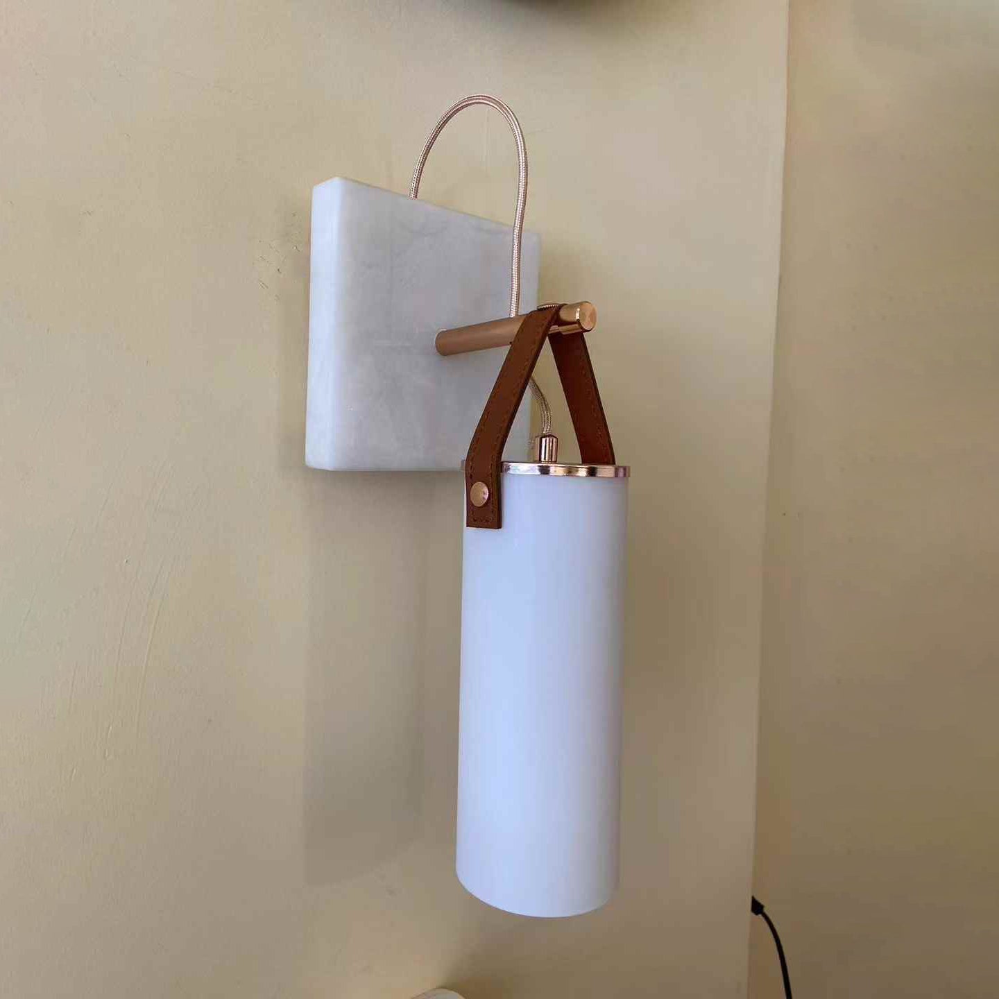 Celaliella Glass Wall Lamp