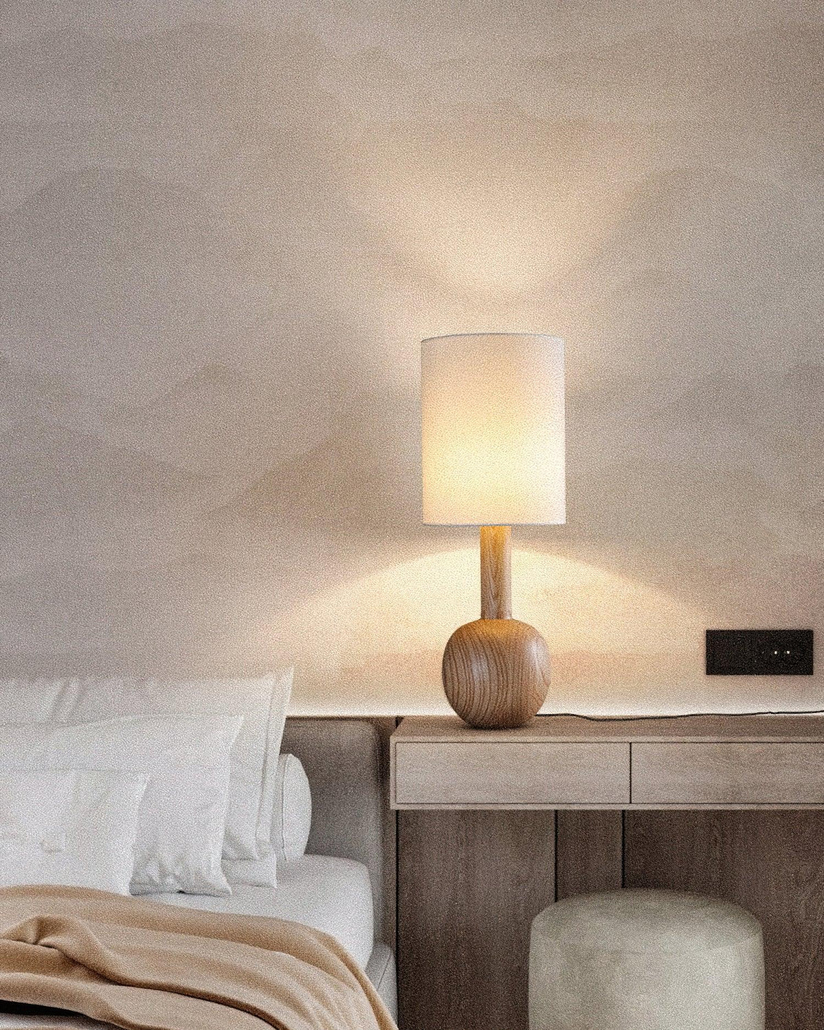 Ravmis Wooden Rustic Table Lamp