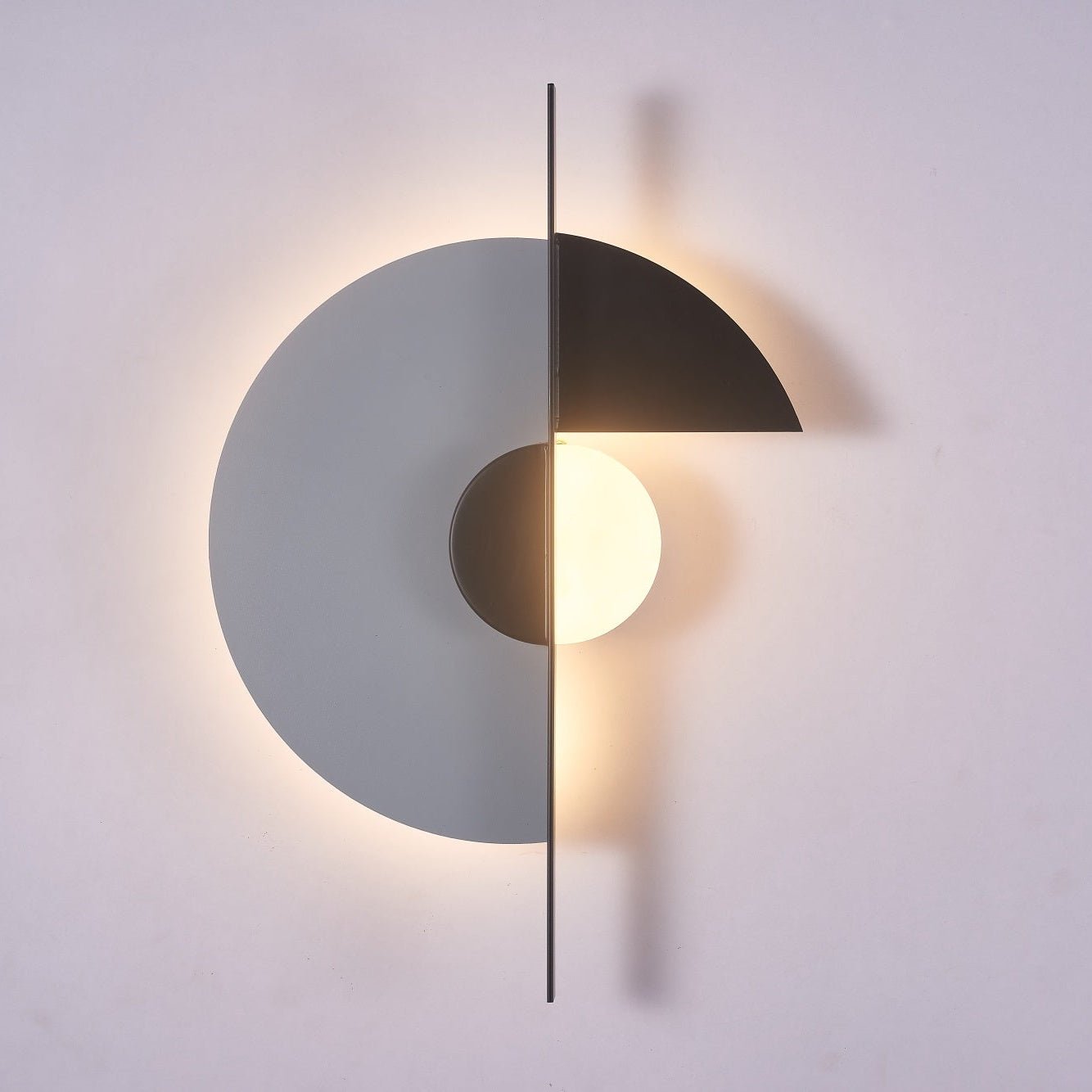 Selmaris Eclipse Wall Sconce
