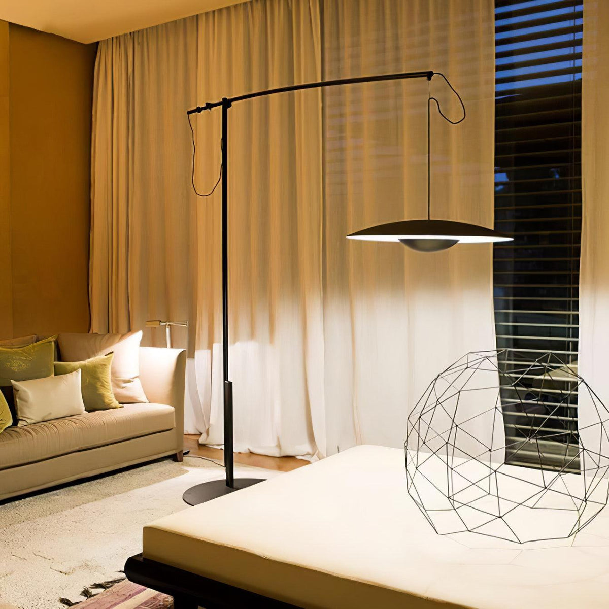 Ferinira Aluminum Minimalist Floor Lamp
