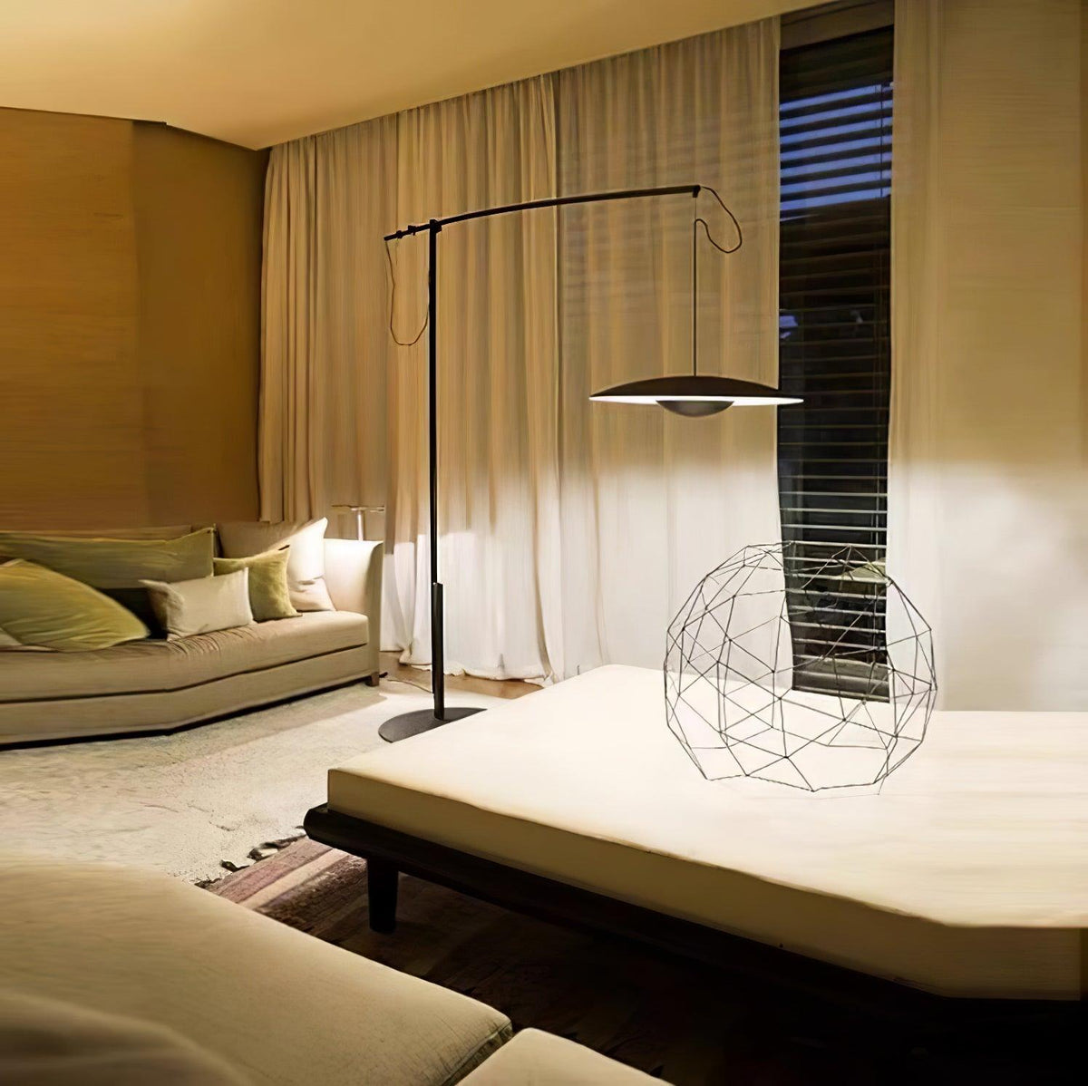 Ferinira Aluminum Minimalist Floor Lamp