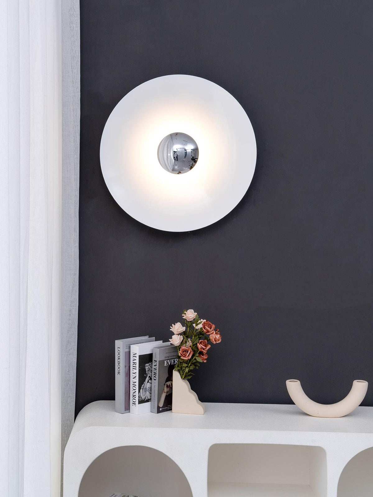 Erlirora Simplicity Glow Plug-in Wall Light
