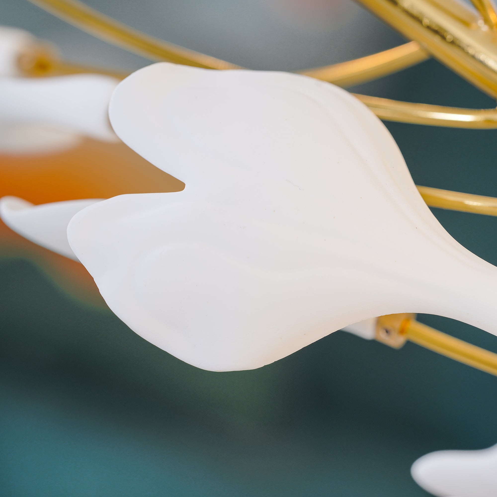 Umberis Pendant Lamp Gingko Porcelain Leaves Gold
