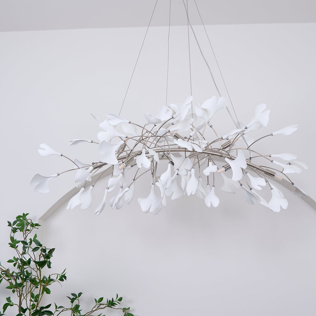 Oriiselle Chandelier Ceramic Gingko Petal Gold