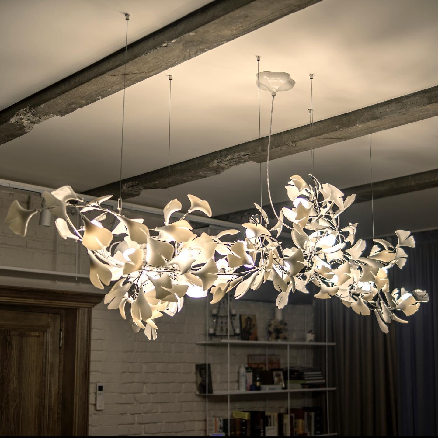 Ceroraine Chandelier Gingko A Porcelain LED Modern