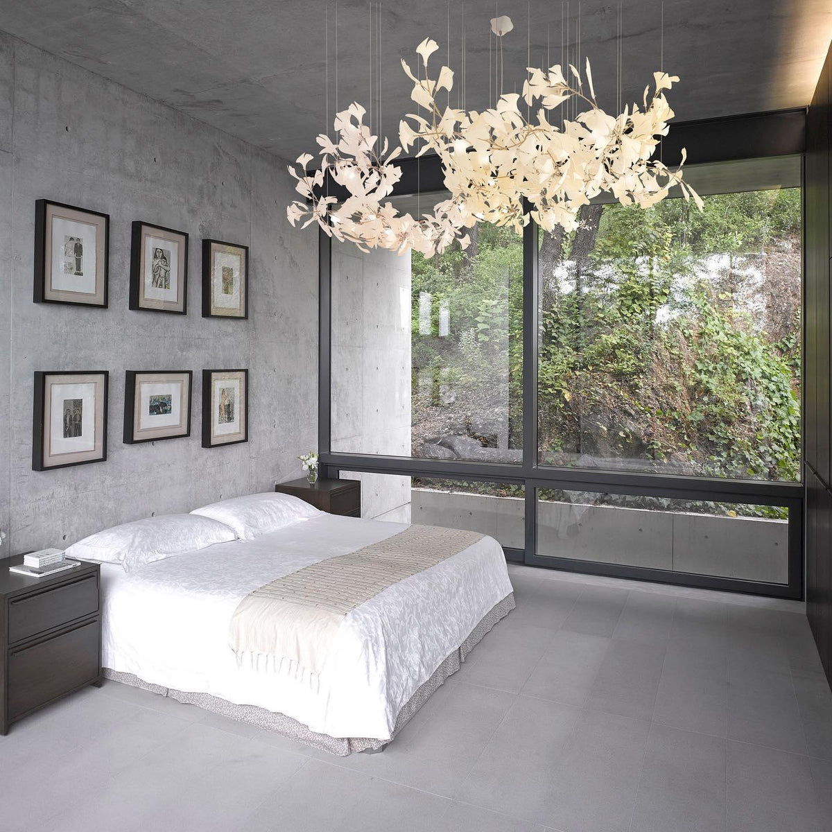 Ceroraine Chandelier Gingko A Porcelain LED Modern