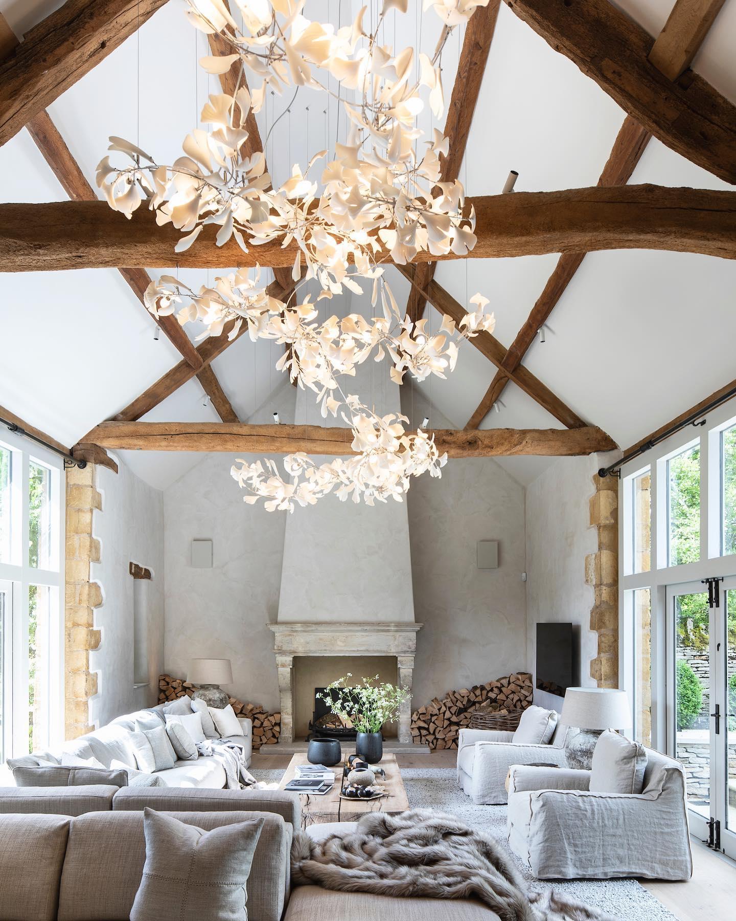Tarenis Ceramics Artistic Chandelier