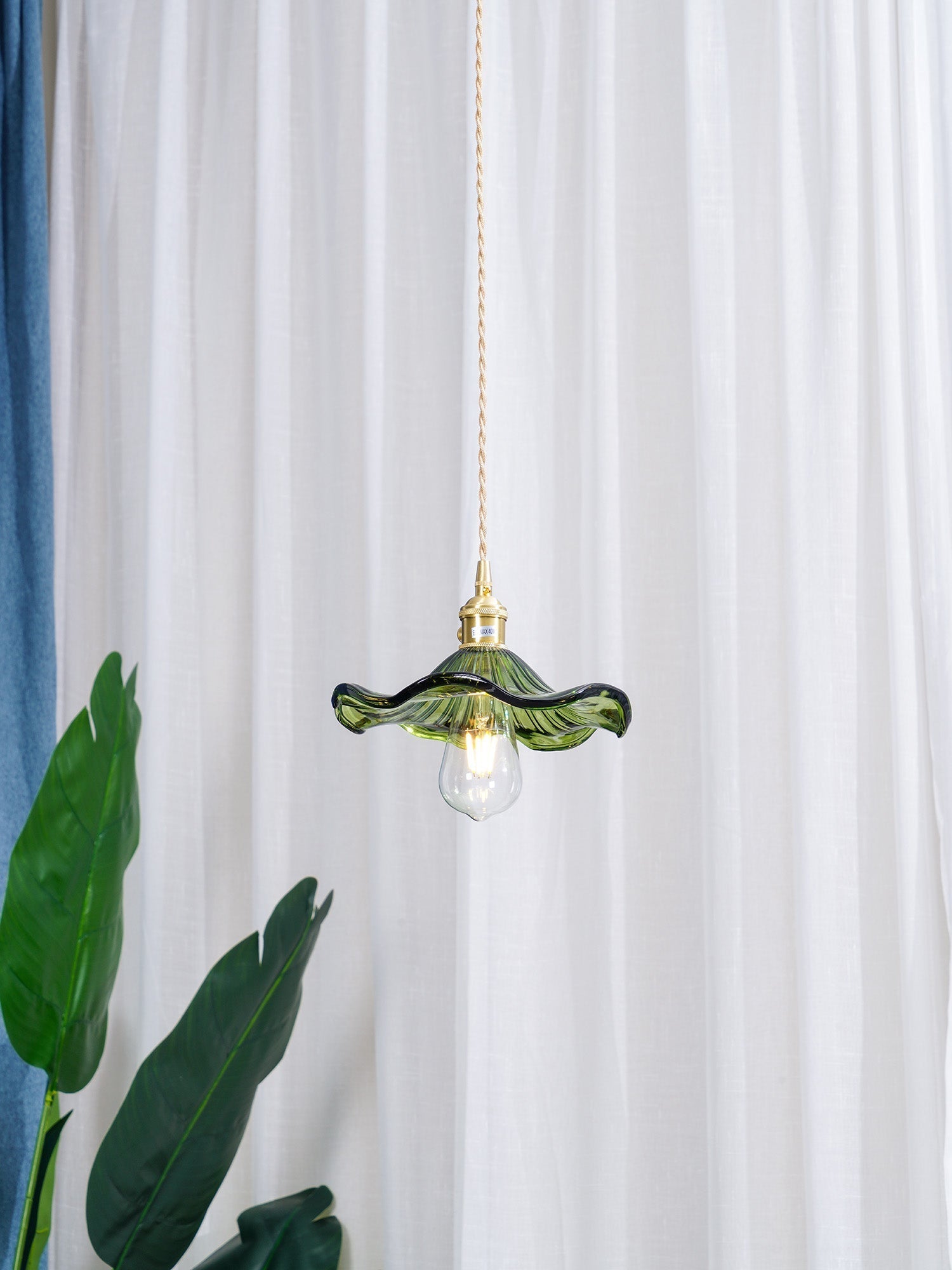 Pineridge Glass Hibiscus Flower Pendant Light