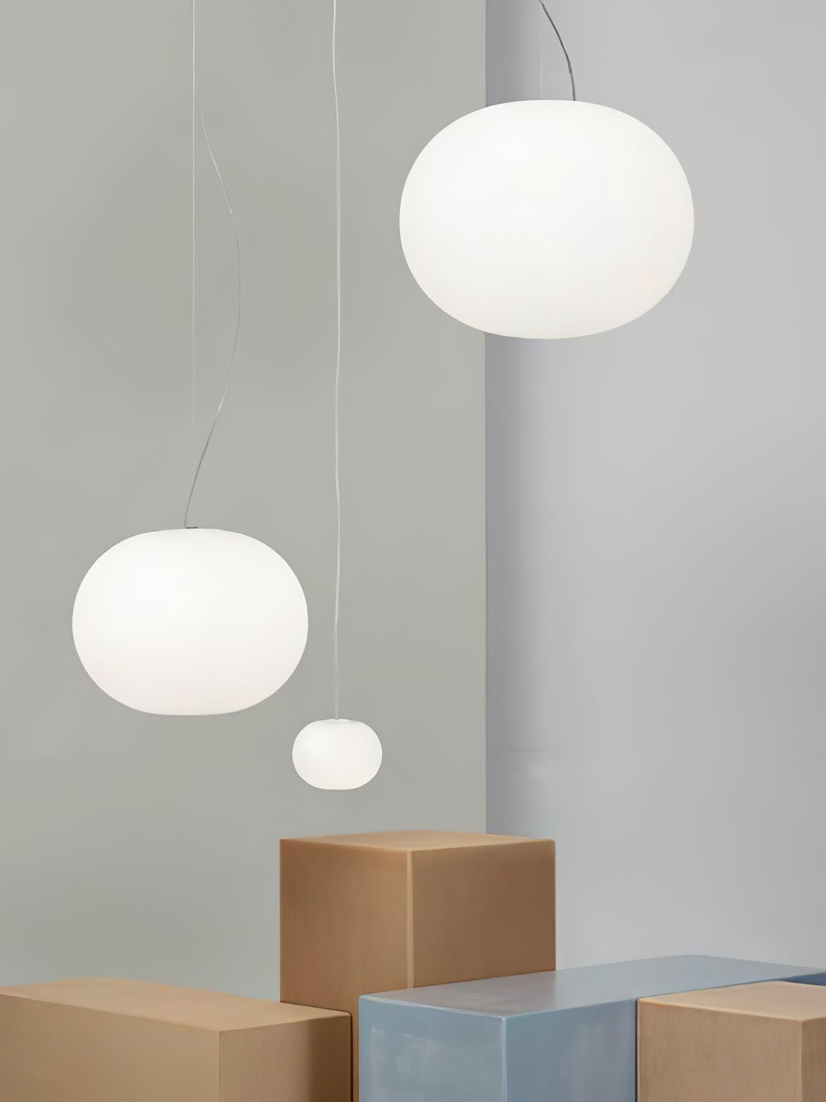 Gysta Contemporary Glass Pendant Lamp