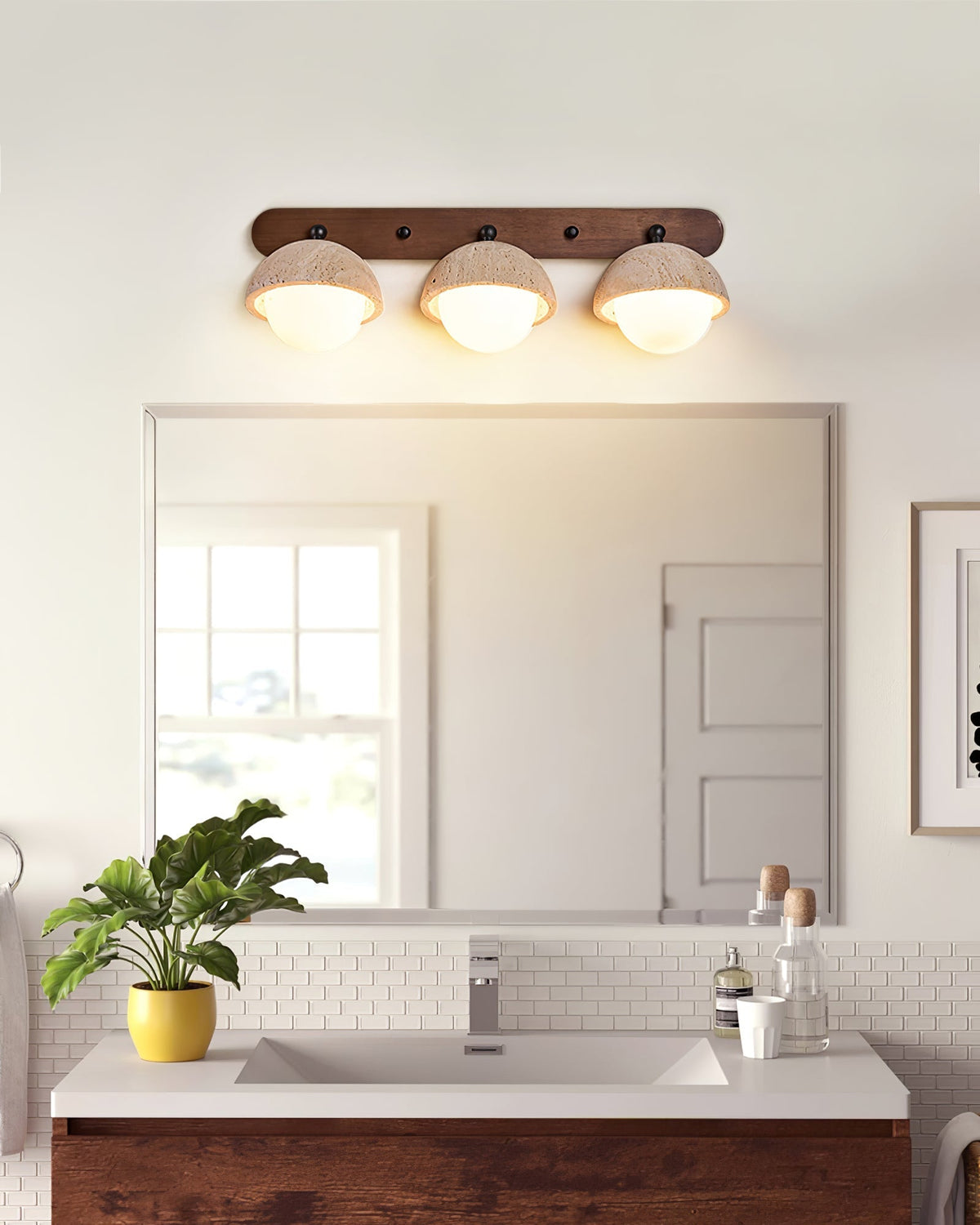Cavix Arc-Shaped Travertine Wall Light