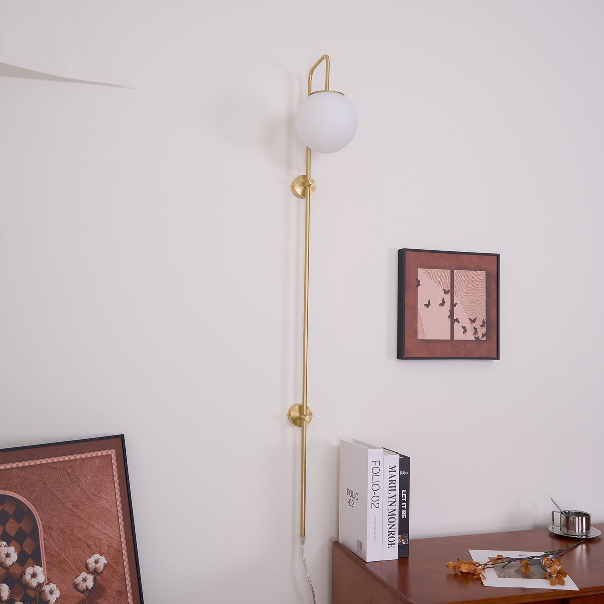Evshaia Premium Elegance Globe Plug-in Brass Glass Sconce Wall lamp