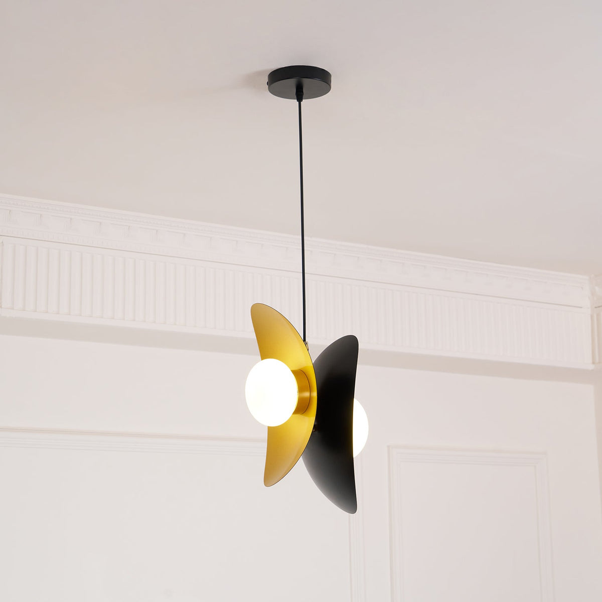 Veloine Contemporary Pendant Lamp