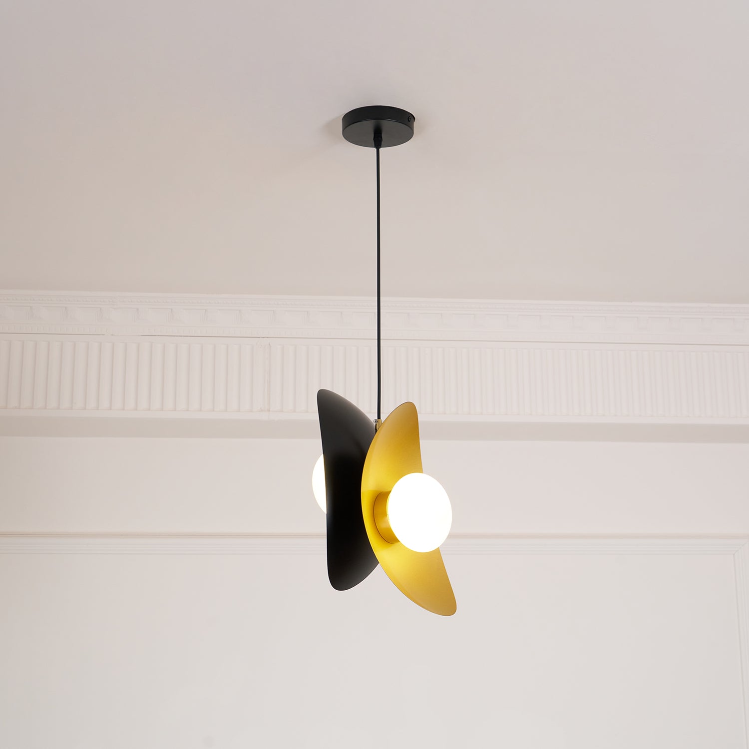 Veloine Contemporary Pendant Lamp