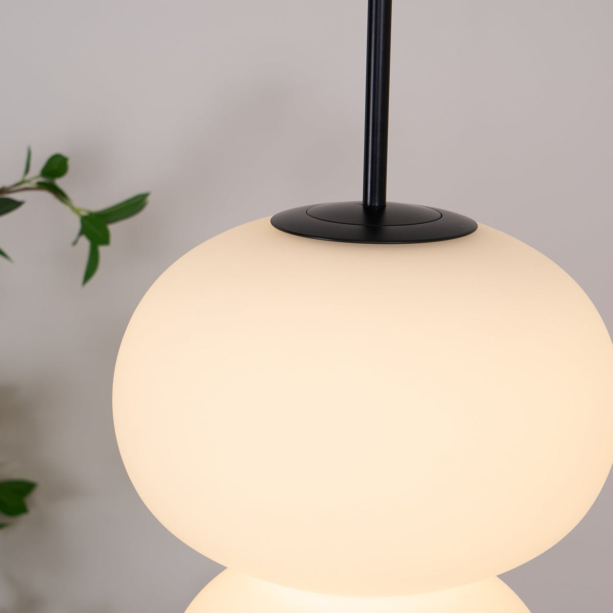 Xalt Minimalist Glass Pendant Light