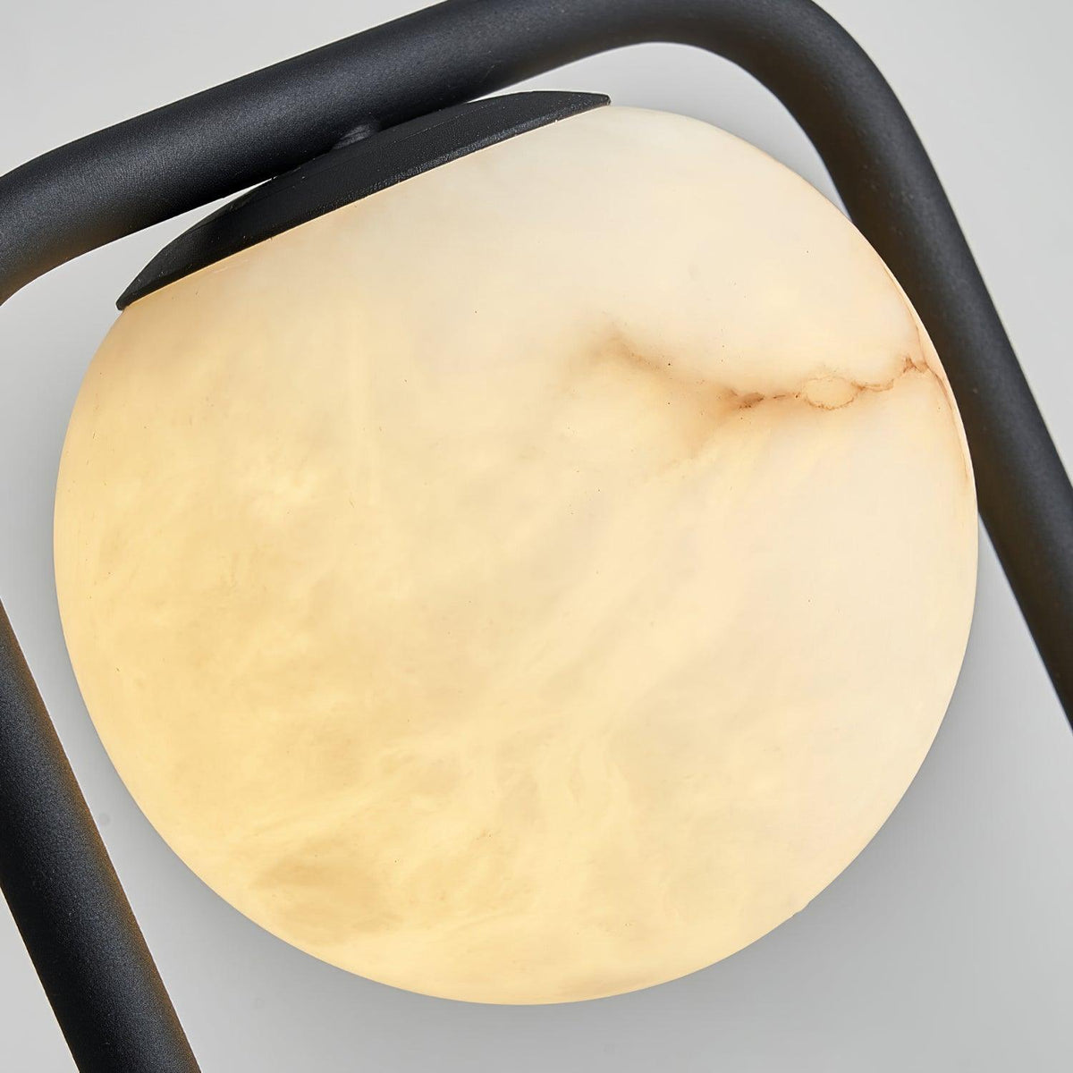Ulrinus Arch Alabaster Table Lamp
