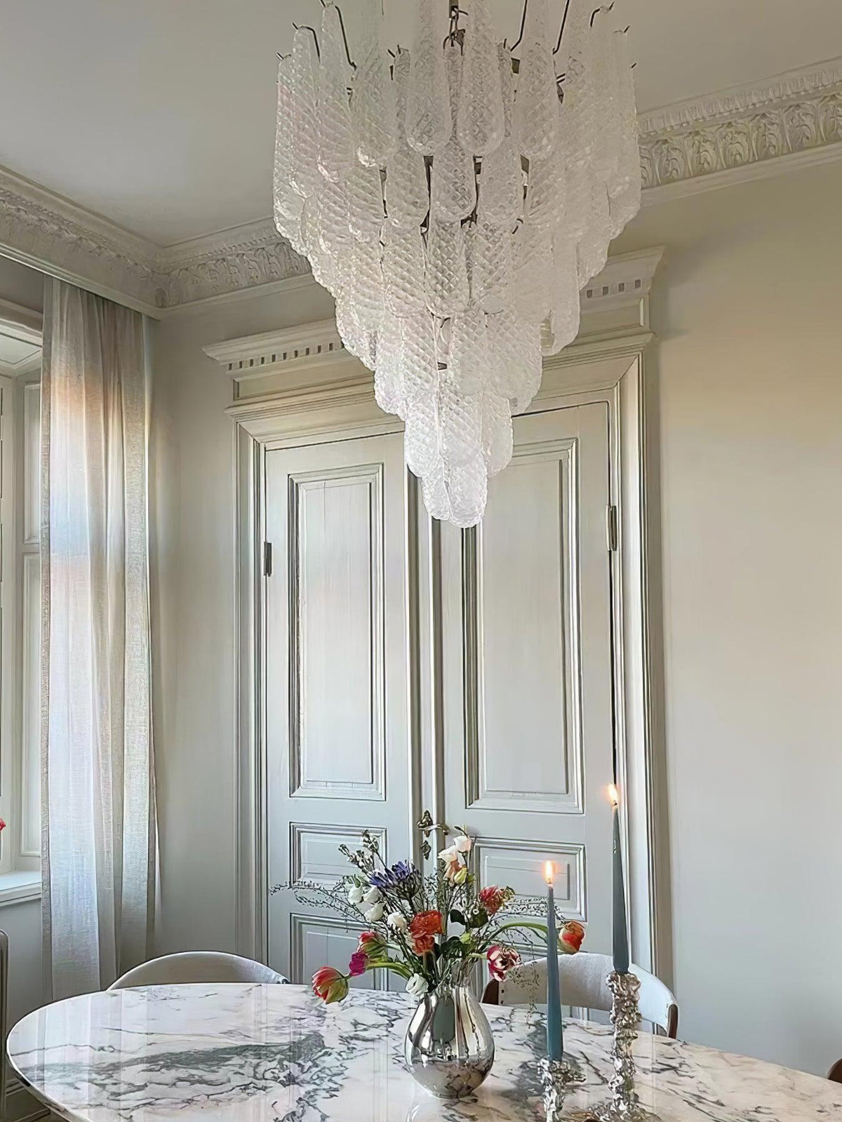 Zemaryra Glass Chandelier