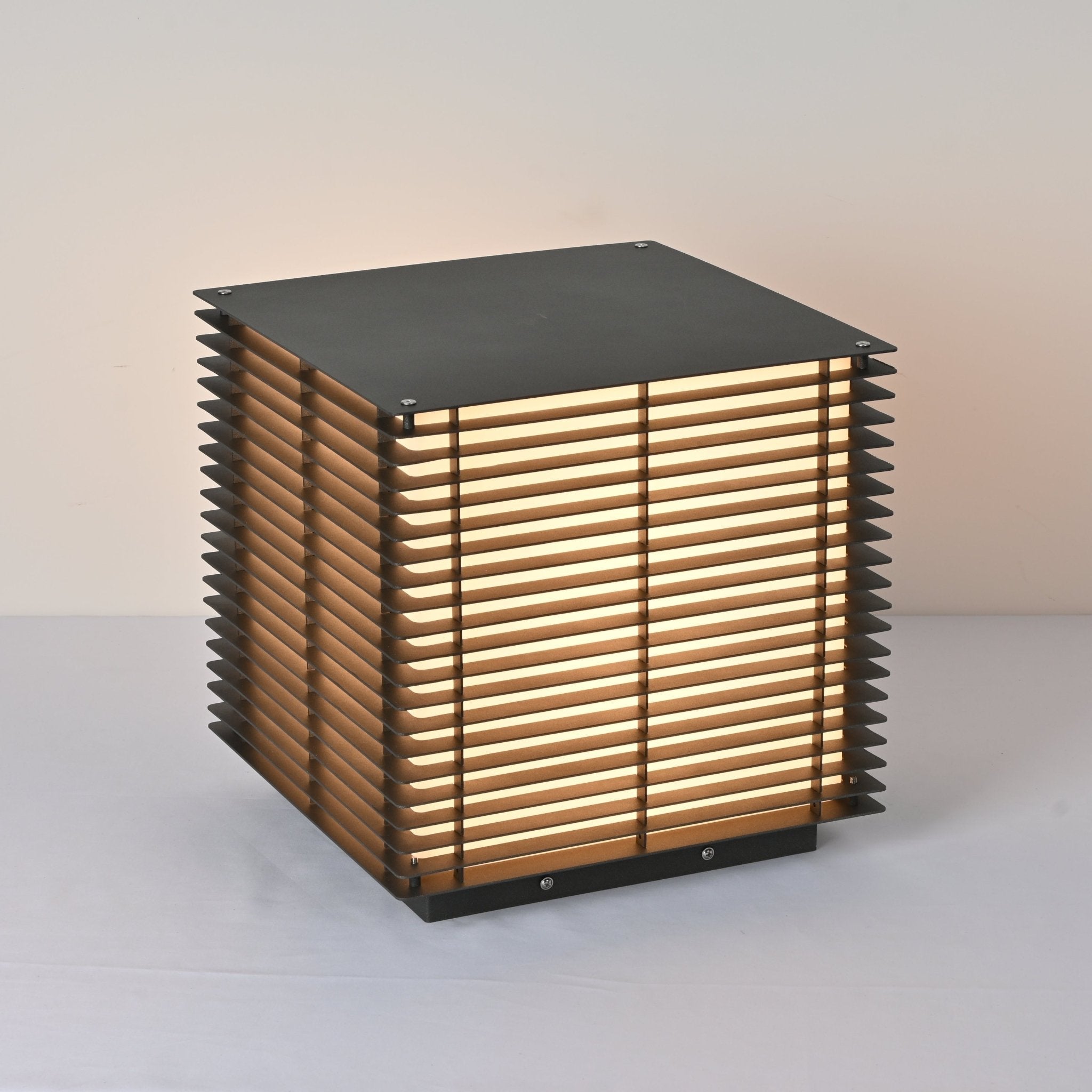 Cubra Grid Post Outdoor Light