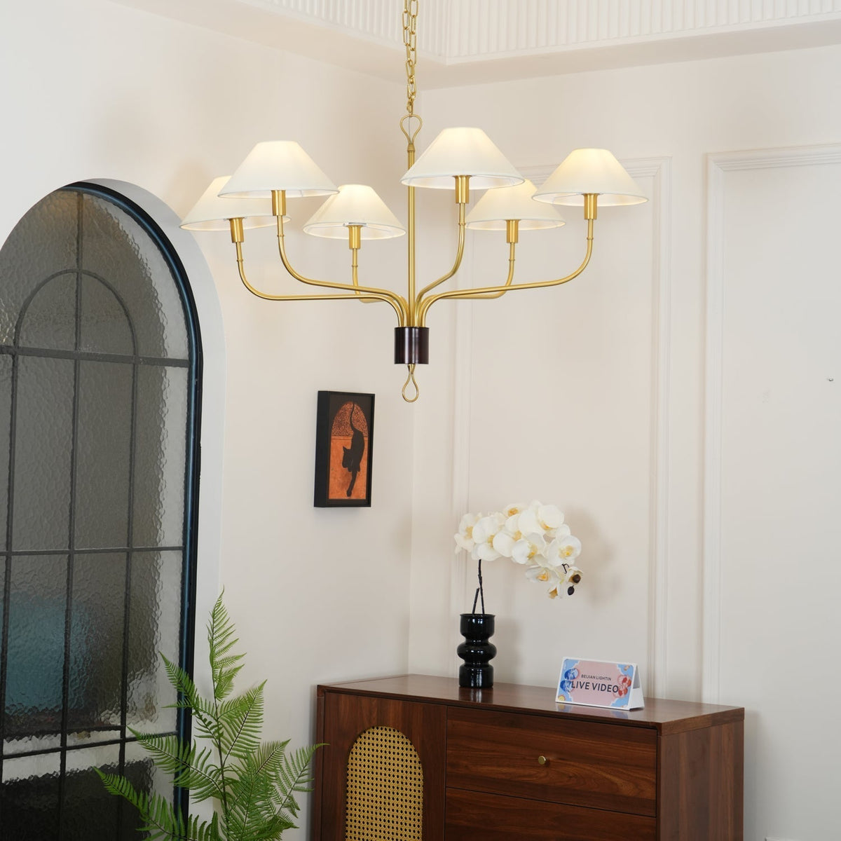 Bilt Classic Brass Tail Chandelier