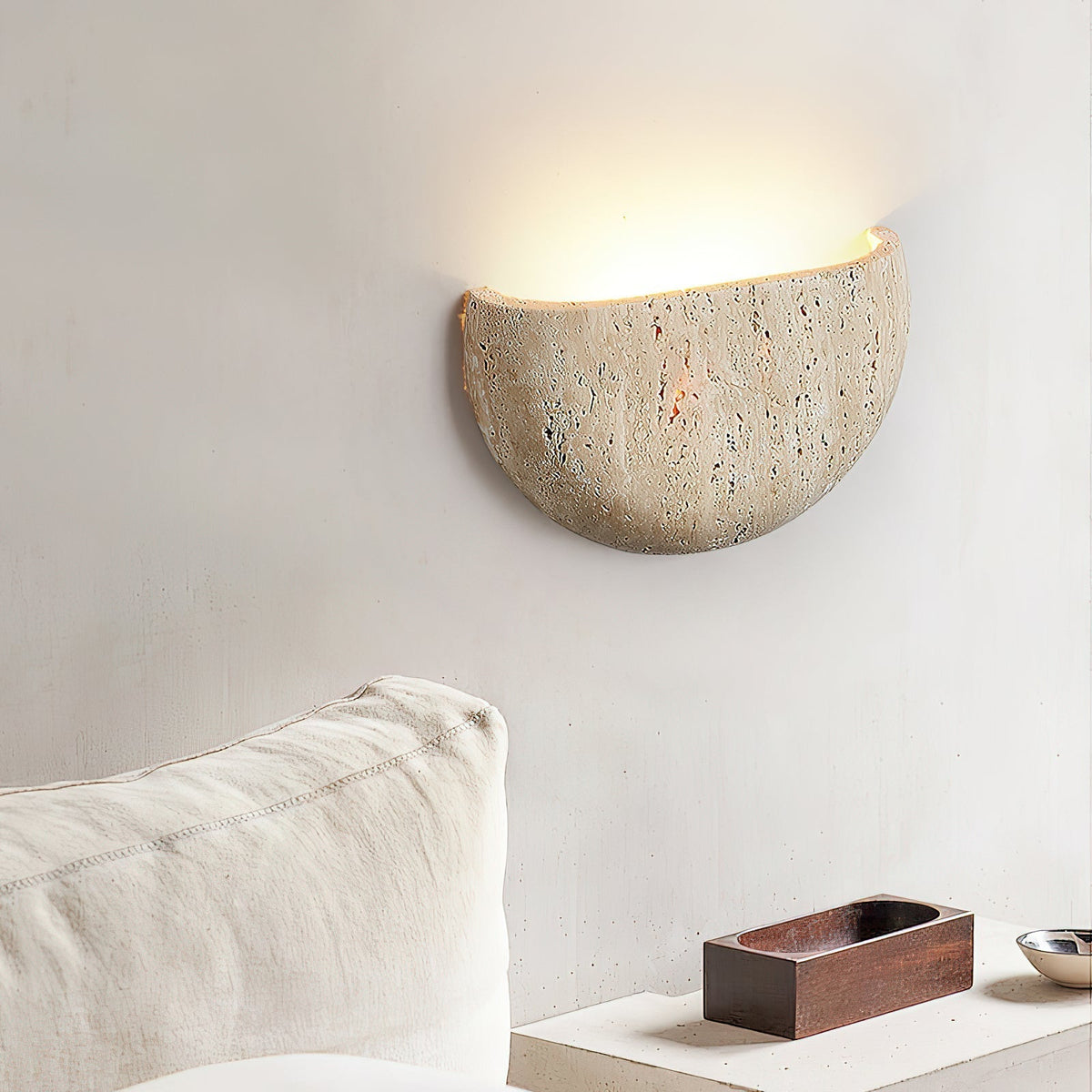 Cuvenarae Modern Minimalist Moon Travertine Wall Lamp