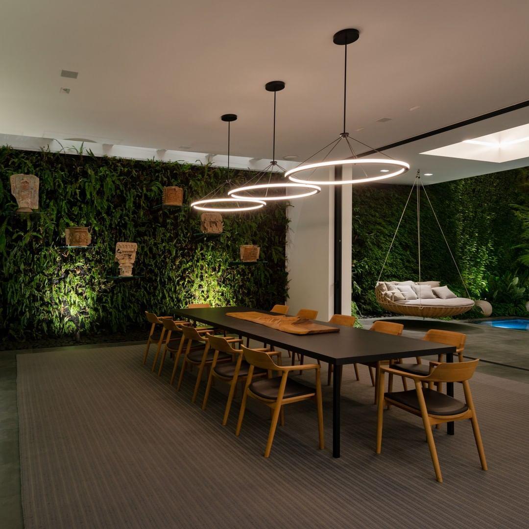 Jald Minimalist Circle Pendant Light