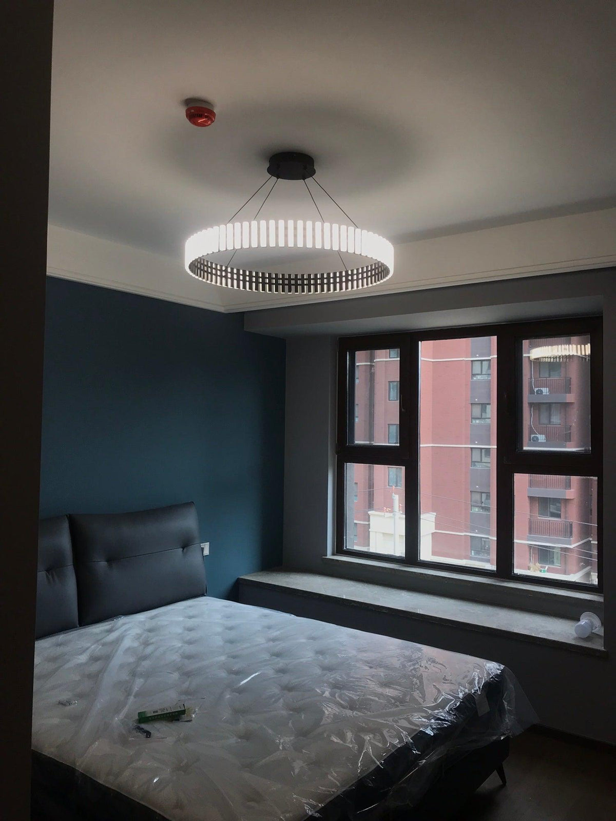 Rivo Stylis Hanging LED Chandelier