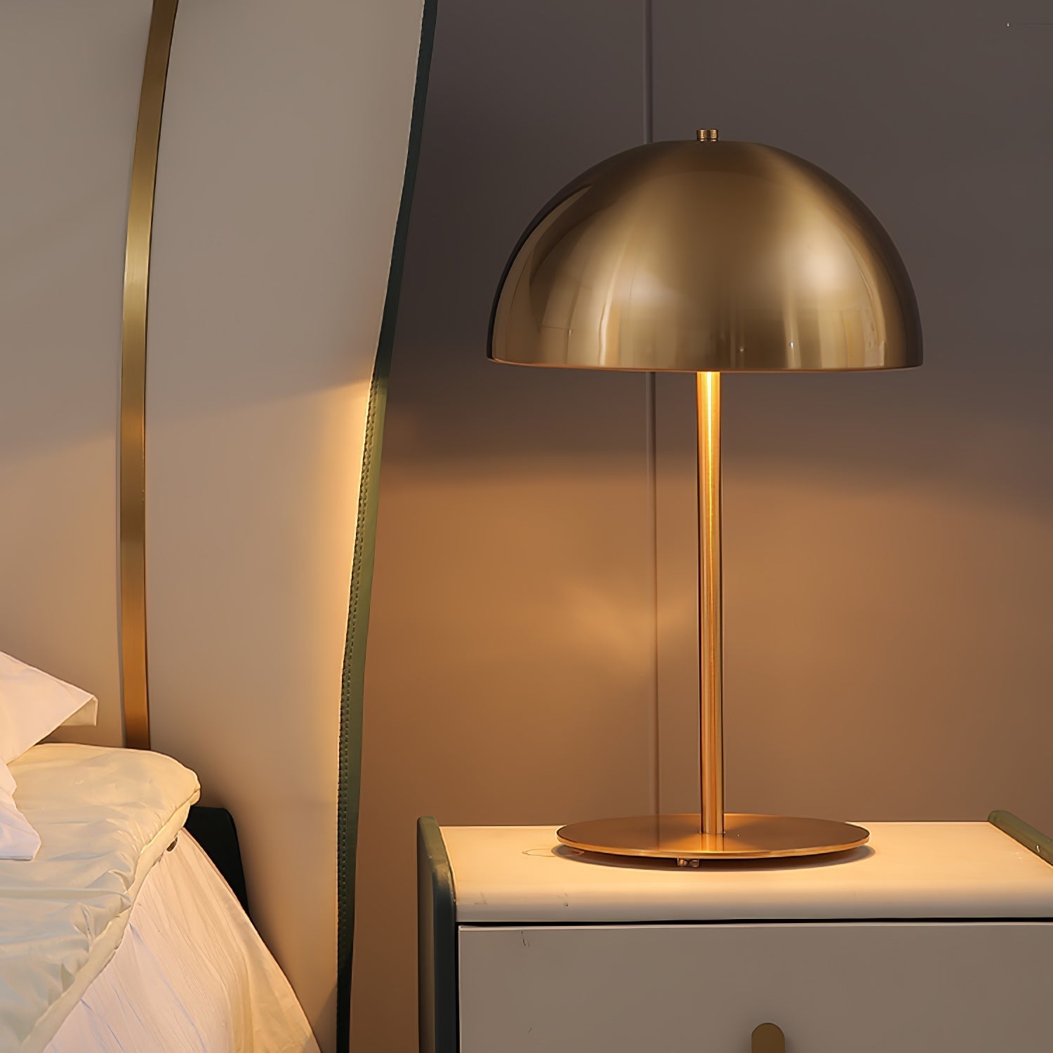 Zephen Acrylic Scandinavian Table Lamp - Neutral Decor